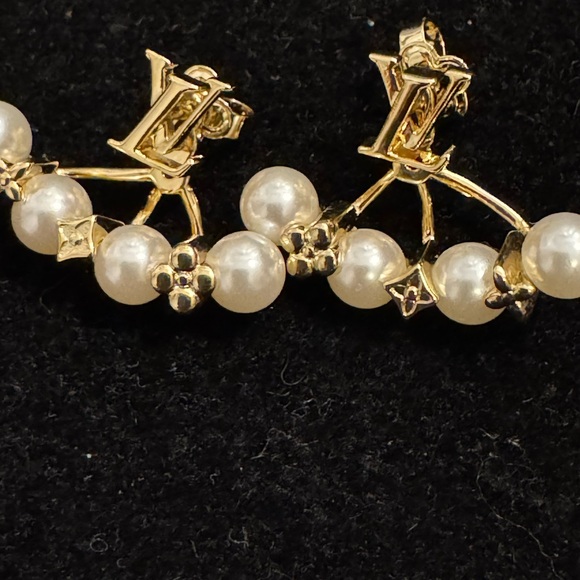 Louis Vuitton Gold and White Pearl Earrings - Picture 1 of 7